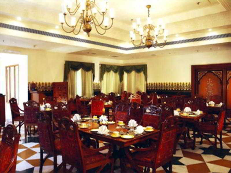 The Ummed Jodhpur Palace Resort & Spa Restaurang bild