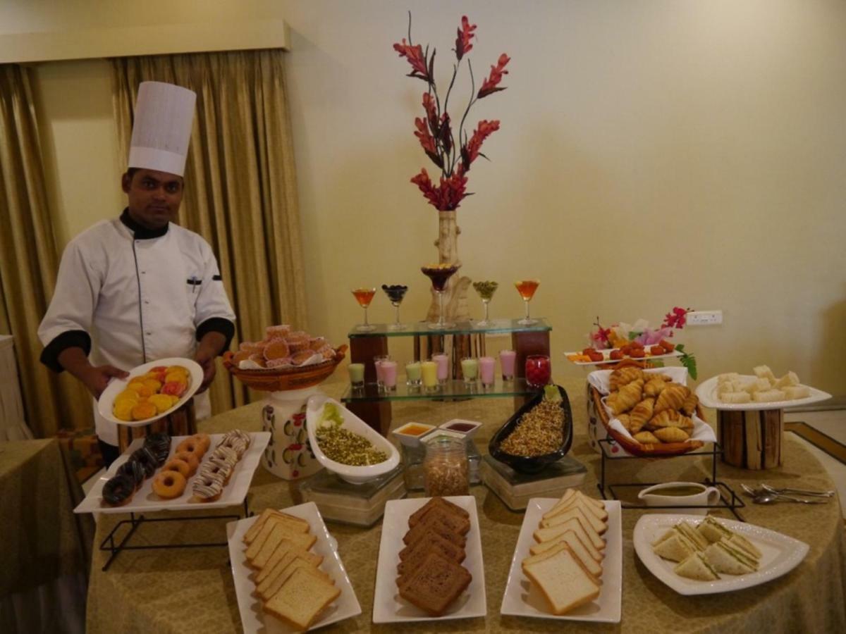 The Ummed Jodhpur Palace Resort & Spa Exteriör bild