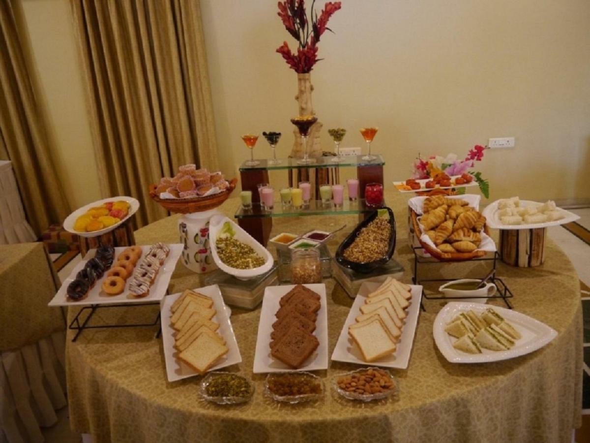 The Ummed Jodhpur Palace Resort & Spa Exteriör bild